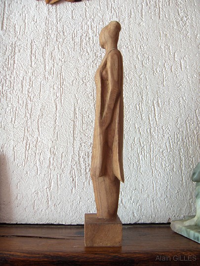 2005-11_Hesitation_3.jpg - Hésitation (okoumé - hauteur : 25 cm)