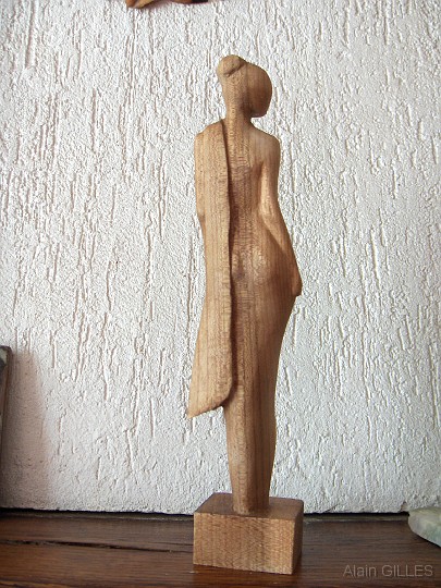 2005-11_Hesitation_4.jpg - Hésitation (okoumé - hauteur : 25 cm)