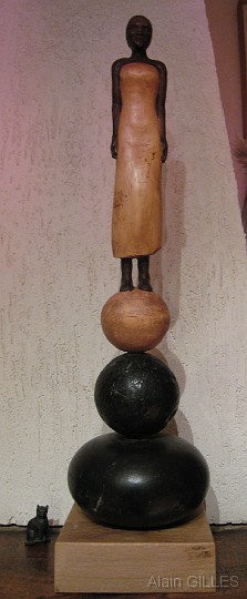 2009-12_Le-vent-des-globes_1.jpg - Le vent des globes - N°1 (Buis - Hauteur : 49 cm)